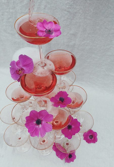 Social Influencer Champagne tower Social Influencer Champagne tower